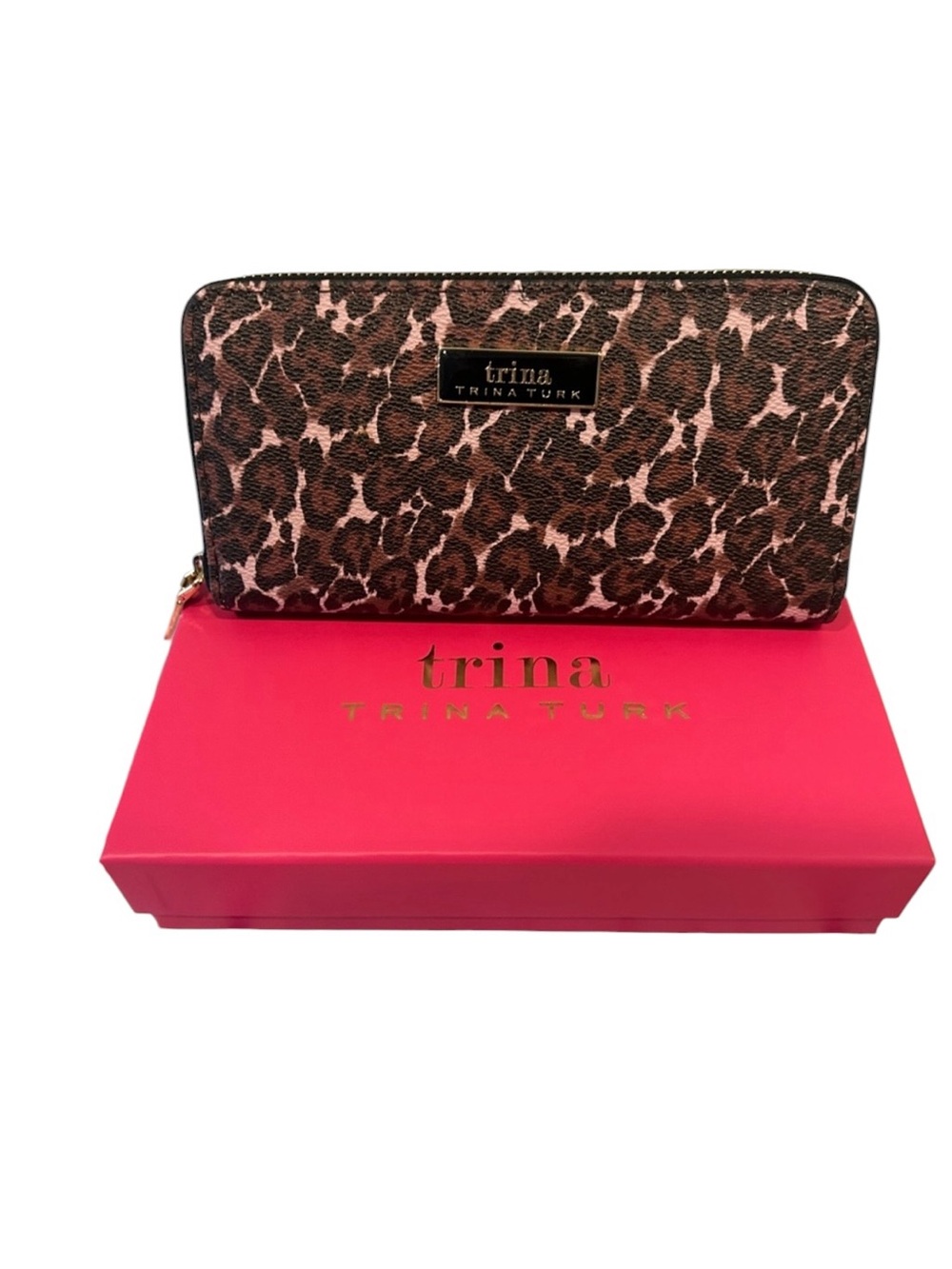 NWT Trina Turk Leopard Animal Print Long Zip Around Wallet